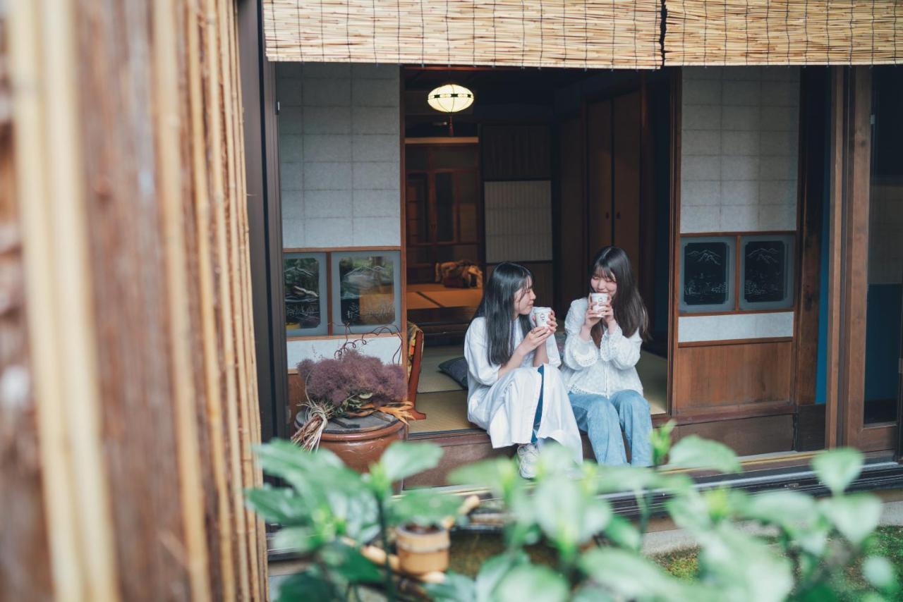 Machiya Guest House Carta Канандзава Экстерьер фото