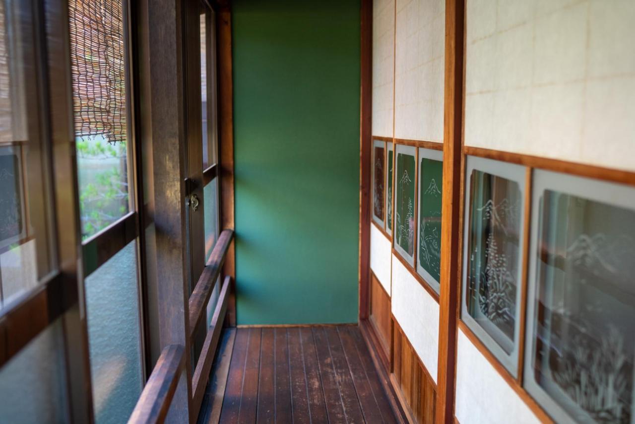 Machiya Guest House Carta Канандзава Экстерьер фото