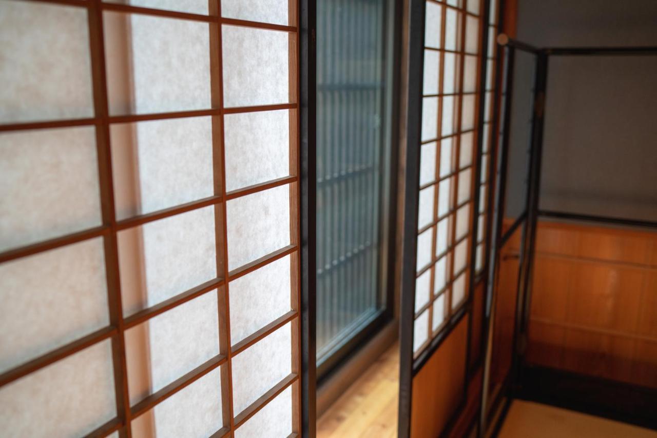 Machiya Guest House Carta Канандзава Экстерьер фото