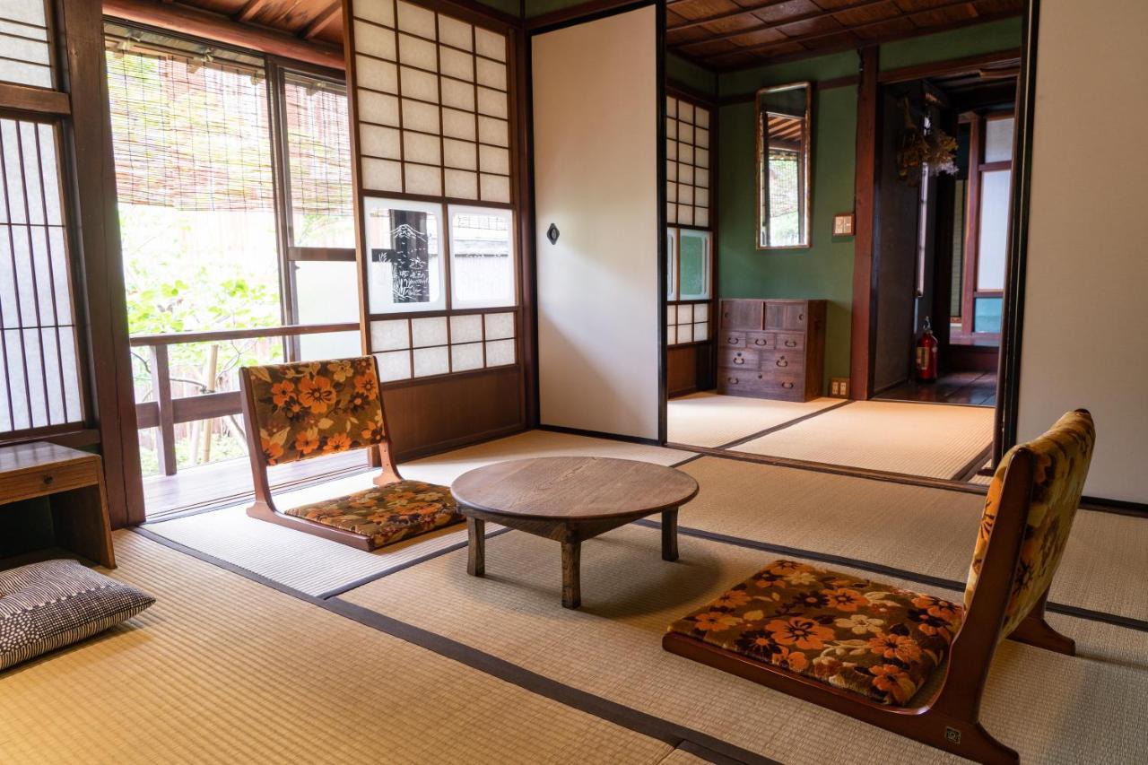 Machiya Guest House Carta Канандзава Экстерьер фото