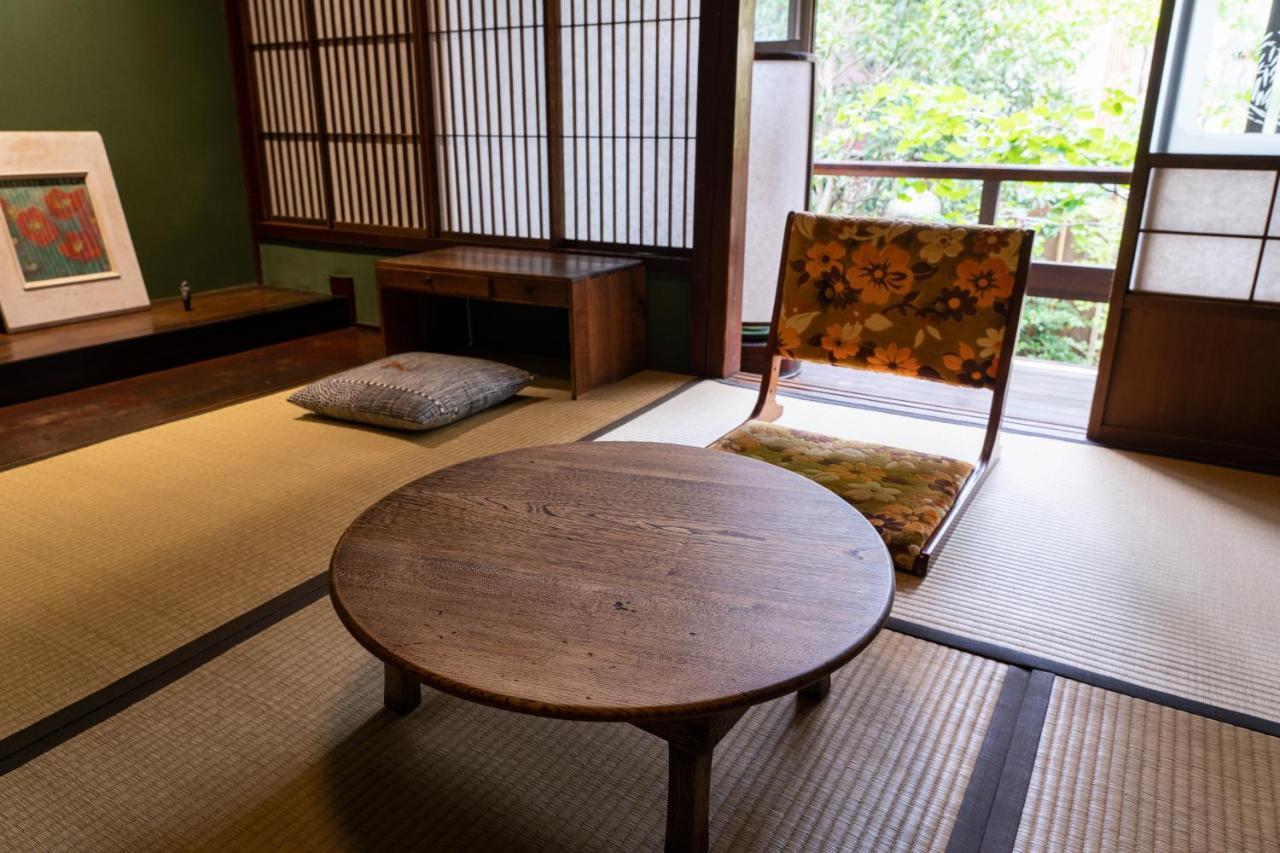 Machiya Guest House Carta Канандзава Экстерьер фото