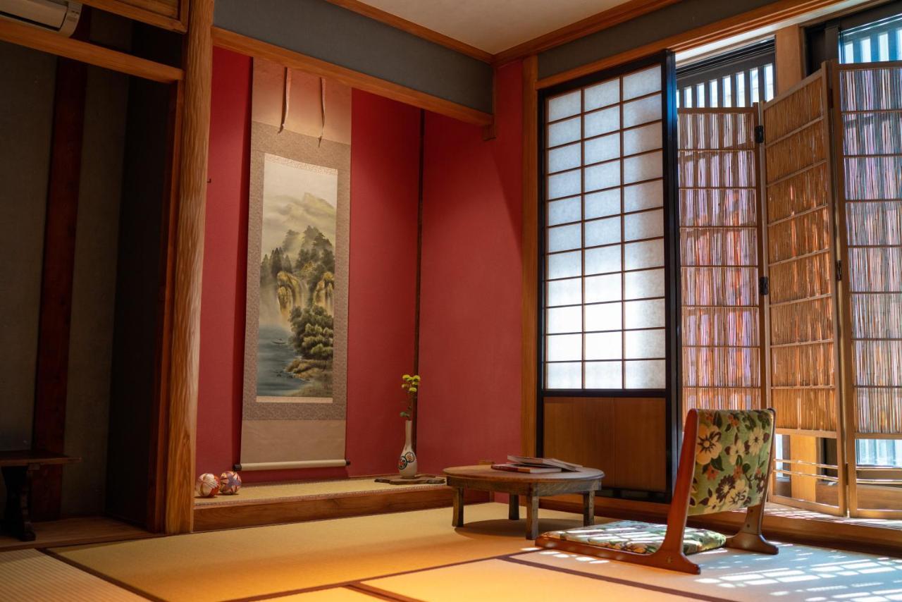 Machiya Guest House Carta Канандзава Экстерьер фото